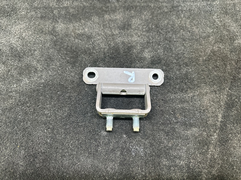 Петля крышки багажника правая KIA SOUL PS 13-19 2016 1.6 G4FD 79710-1D000 Б/У