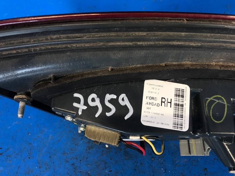 Фонарь внутренний правый FUSION 14- 2014 C25HDEX