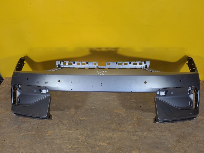 Бампер передний KIA EV6 21- 86511CV200 Б/У