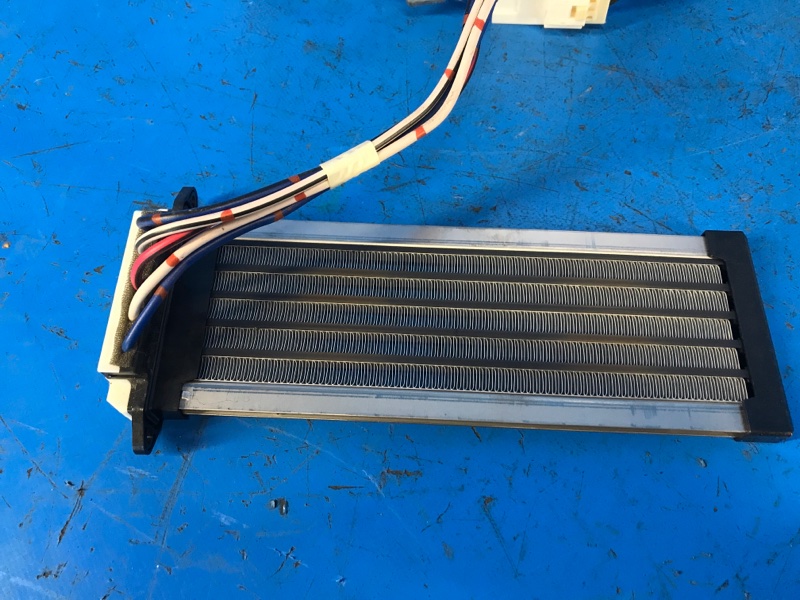 Радиатор печки TOYOTA PRIUS - 30 09-17 ZVW30