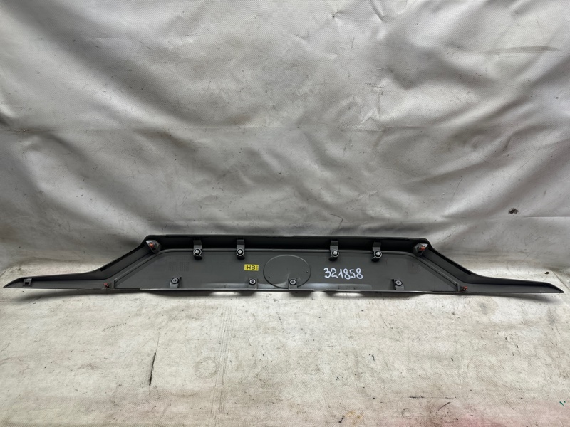 Панель подсветки номера RAV4 18-