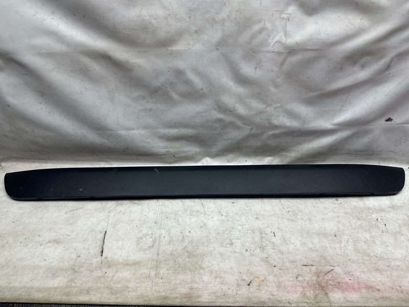 Накладка крышки багажника RAV4 18-