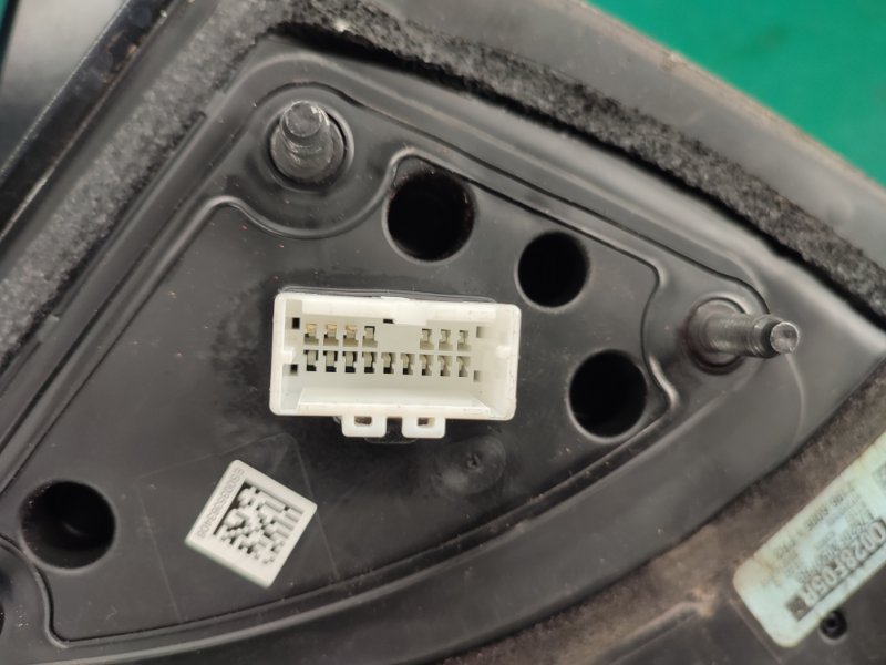 Зеркало правое ELANTRA AD 16- 2018 2.0 G4NH