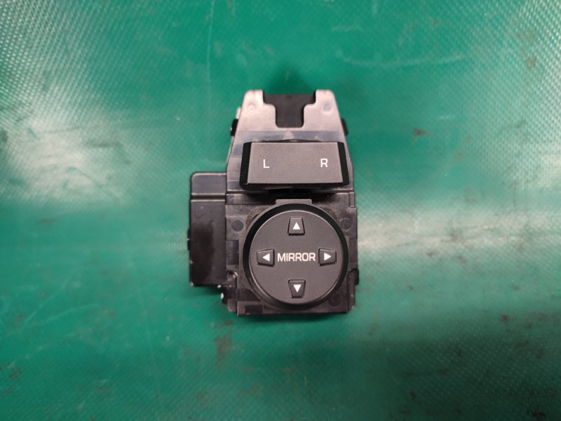 Блок управления зеркалами HYUNDAI ELANTRA AD 16- 2018 2.0 G4NH 93573-F20104X Б/У
