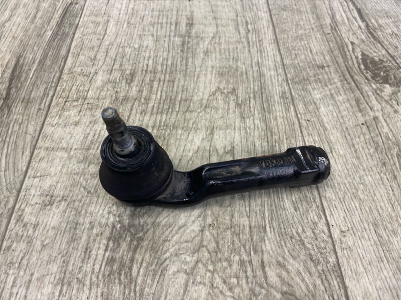 Рулевой наконечник правый KIA FORTE BD 18-21 2019 2.0 56825F2000 Б/У