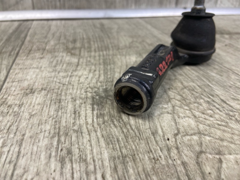 Рулевой наконечник правый KIA FORTE BD 18-21 2.0