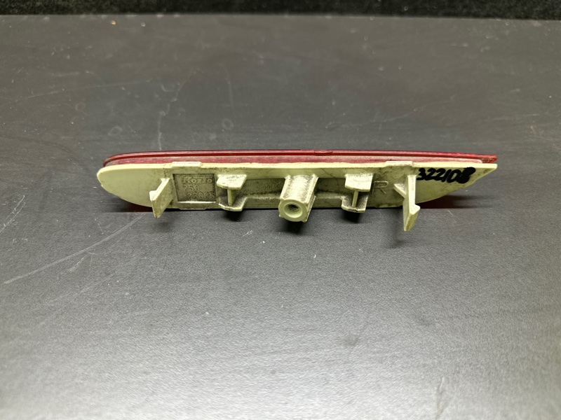 Катафот R правый NISSAN X-TRAIL/ROGUE T32 13-20 T32 2.5 QR25DE