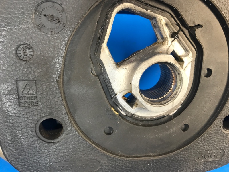 Руль XC70 00–07 2006 2.5 B5254T2 Руль XC70 00–07 2006 2.5 B5254T2