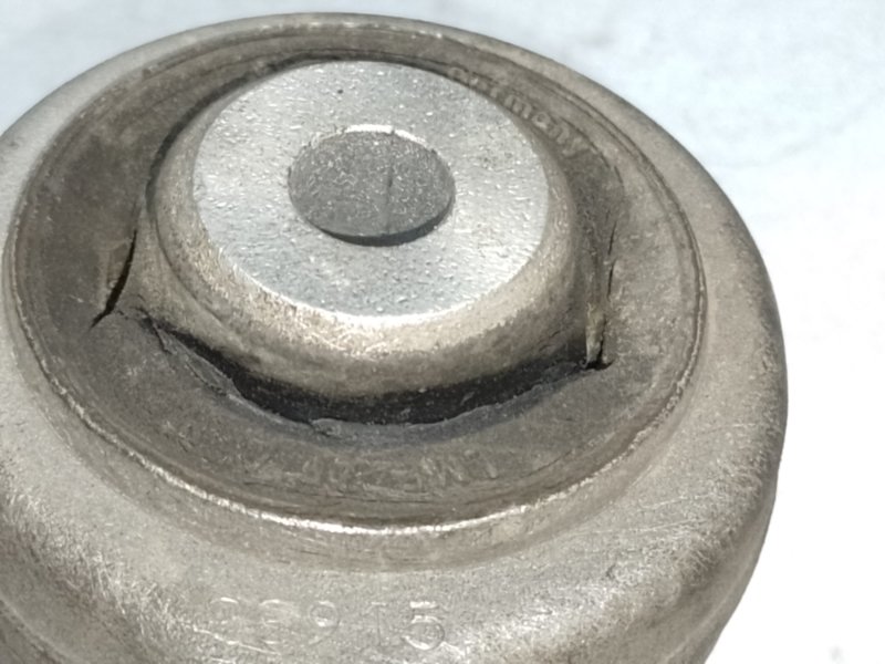 Рычаг передней подвески верхний задний правый Q5 08-16 2015 8R CPMB 2.0 TFSI