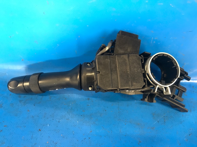 Подрулевой переключатель левый TOYOTA PRIUS - 20 03-11 1NZ-FXE 1.5L