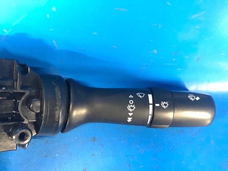 Подрулевой переключатель правый TUNDRA 07-13 2008 4.0 1GRFE