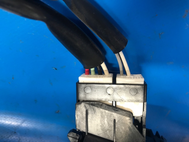 Подрулевой переключатель правый TUNDRA 07-13 2008 4.0 1GRFE