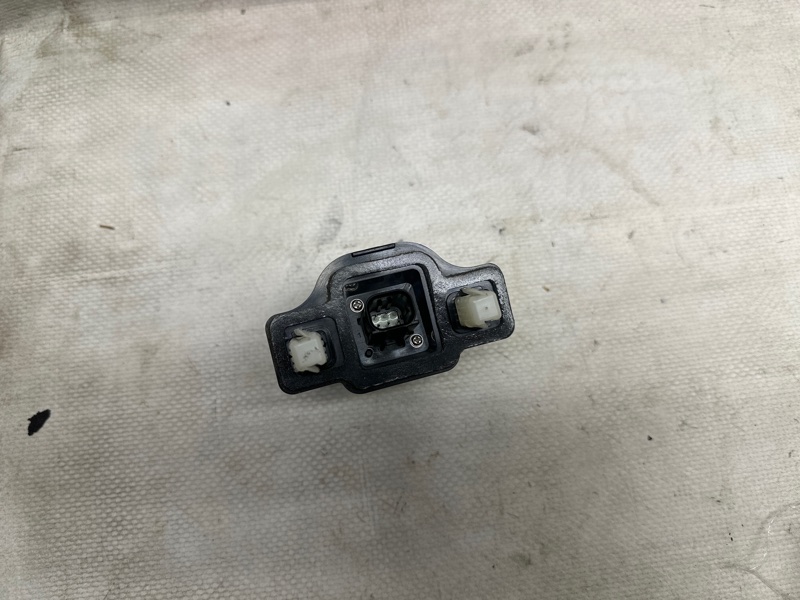 Камера заднего вида TOYOTA PRIUS 16- 1.8 2ZRFXE Камера заднего вида TOYOTA PRIUS 16- 1.8 2ZRFXE