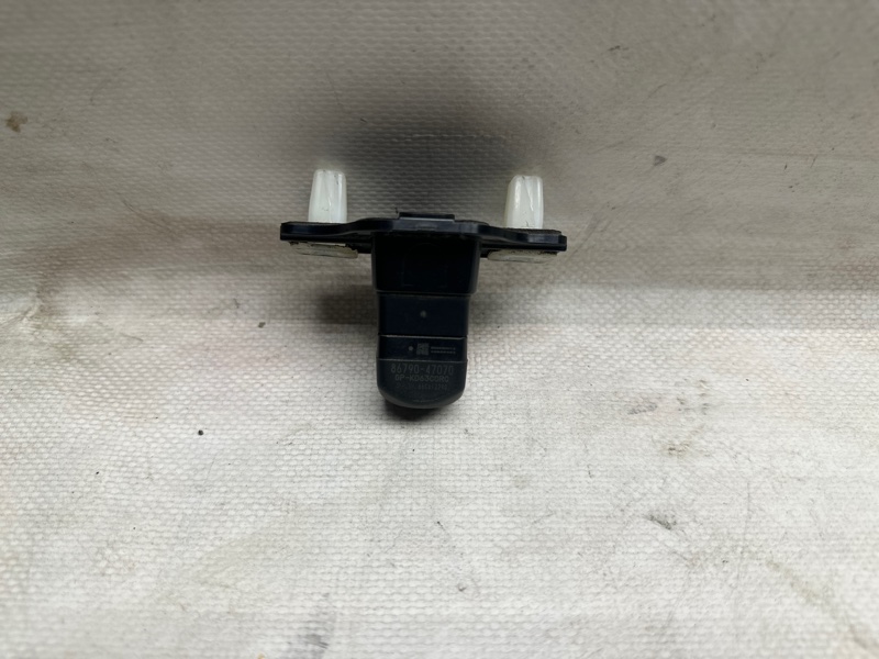 Камера заднего вида PRIUS 16- 2016 1.8 2ZRFXE Камера заднего вида PRIUS 16- 2016 1.8 2ZRFXE