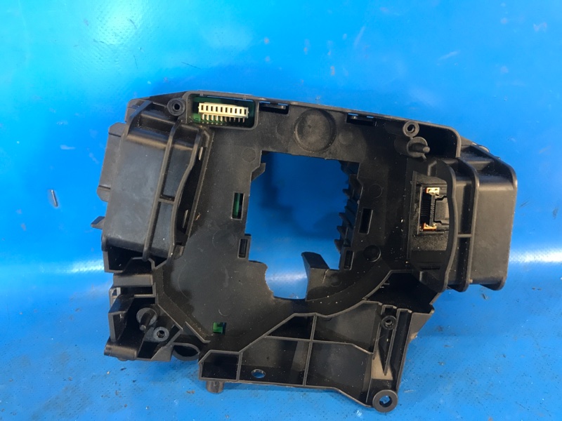 Запчасть плата подрулевого переключателя LINCOLN MKZ 13-20 2013 2.0 С20HDTX EG9Z-3F791-FB Б/У Плата подрулевого переключателя LINCOLN MKZ 13-20 2013 2.0 С20HDTX EG9Z-3F791-FB Б/У