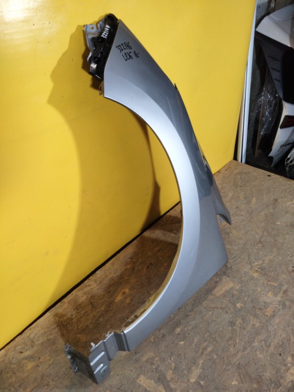 Крыло переднее левое NISSAN LEAF 18-