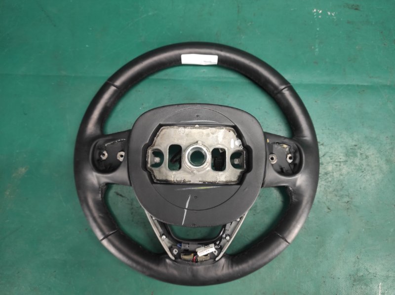 Руль JEEP CHEROKEE 14- 2.4 ED8 Руль JEEP CHEROKEE 14- 2.4 ED8