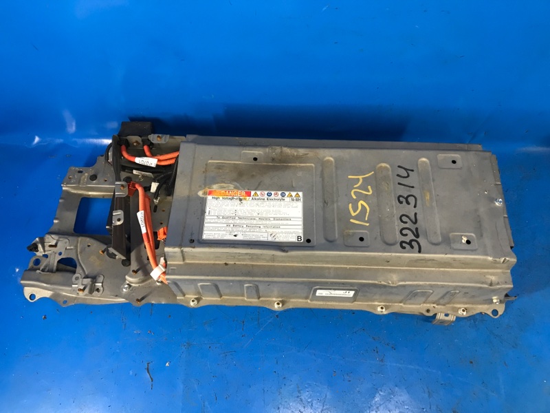 Батарея высоковольтная TOYOTA PRIUS PLUS 11-14 2013 ZVW41L 1.8 2ZRFXE G951076010 Б/У