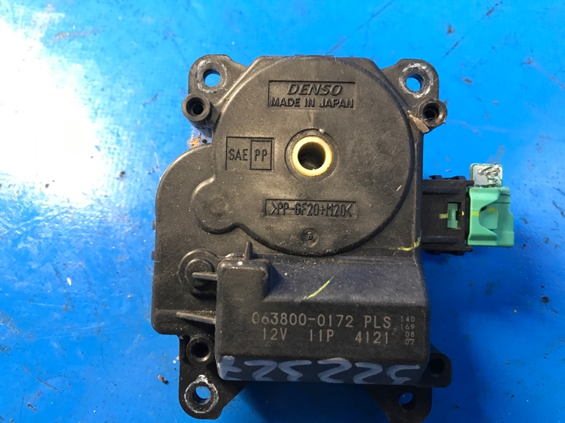 Моторчик заслонки печки LEXUS IS250/350 05-13 2013 GSE20L 2.5 4GR-FSE 0638000172 Б/У