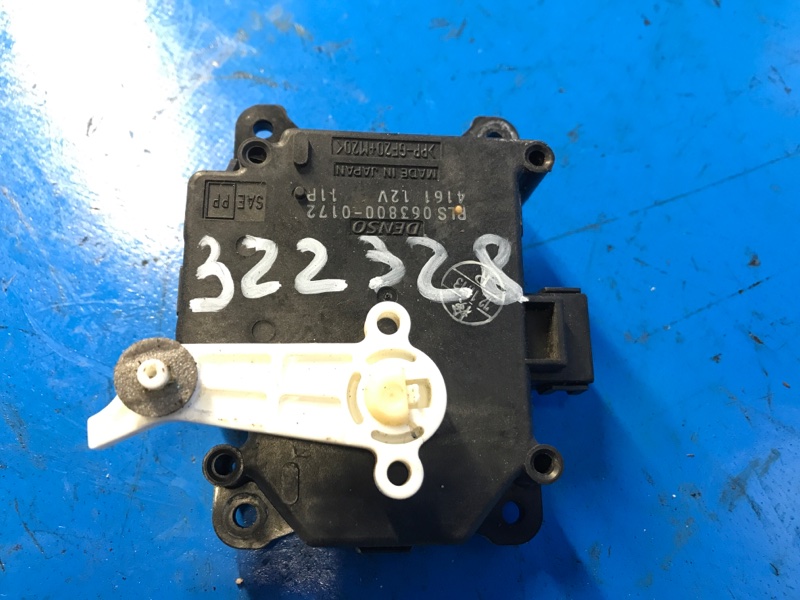 Моторчик заслонки печки LEXUS IS250/350 05-13 2013 GSE20L 2.5 4GR-FSE 0638000172 Б/У