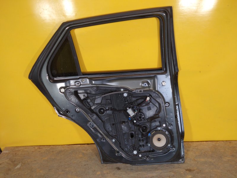 Дверь задняя левая NIRO SG2 22-