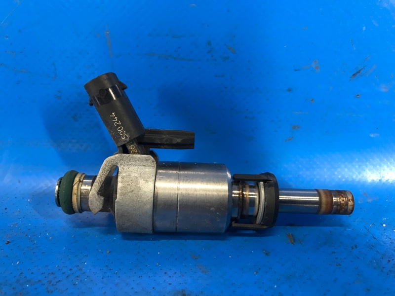 Форсунка топливная AUDI A3 (8V) 12–17 2015 CNTC 2.0 06L906036K Б/У