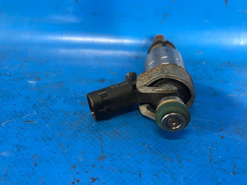 Форсунка топливная AUDI A3 (8V) 12–17 CNTC 2.0