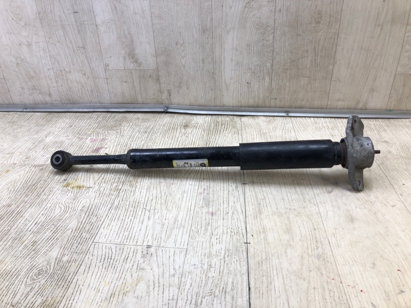 Амортизатор задний левый CHEROKEE 14- 2016 2.4 ED8 Амортизатор задний левый CHEROKEE 14- 2016 2.4 ED8