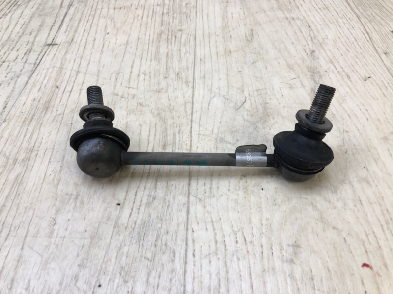 Запчасть стойка стабилизатора задняя левая JEEP CHEROKEE 14- 2016 2.4 ED8 68224851AE Б/У Стойка стабилизатора задняя левая JEEP CHEROKEE 14- 2016 2.4 ED8 68224851AE Б/У