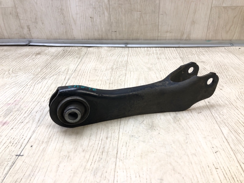 Рычаг задней подвески поперечный CHEROKEE 14- 2016 2.4 ED8