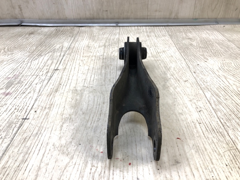 Рычаг задней подвески поперечный CHEROKEE 14- 2016 2.4 ED8