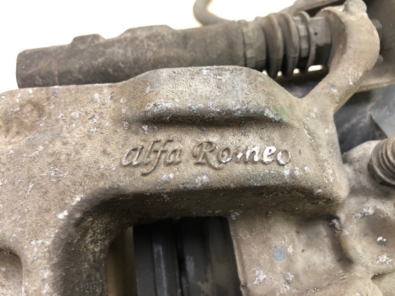 Суппорт тормозной задний левый CHEROKEE 14- 2016 2.4 ED8 Суппорт тормозной задний левый CHEROKEE 14- 2016 2.4 ED8