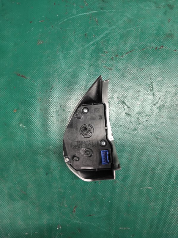 Кнопки на руль правые MITSUBISHI LANCER X 10 07-15 2.0 4B11