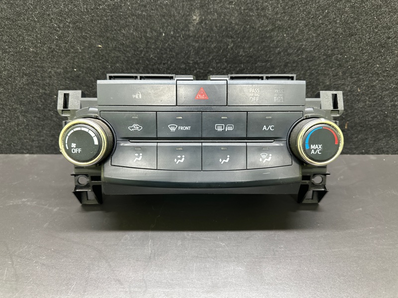 Запчасть блок управления печкой TOYOTA CAMRY 55 14-17 2015 ASV50 2.5 2ARFE 55900-06320 Б/У Блок управления печкой TOYOTA CAMRY 55 14-17 2015 ASV50 2.5 2ARFE 55900-06320 Б/У
