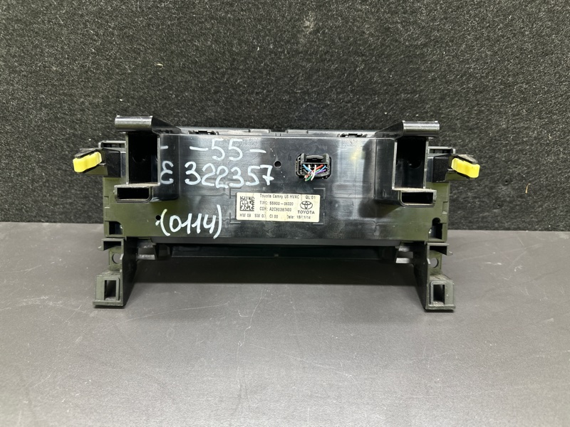 Блок управления печкой TOYOTA CAMRY 55 14-17 ASV50 2.5 2ARFE Блок управления печкой TOYOTA CAMRY 55 14-17 ASV50 2.5 2ARFE