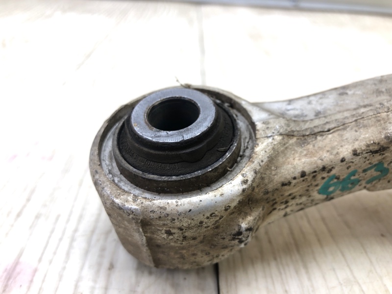 Рычаг задней подвески поперечный верхний правый X-TRAIL/ROGUE T32 13-20 2017 2.5 QR25DE