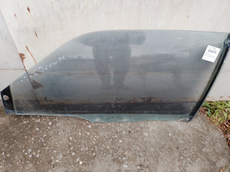 Стекло двери переднее левое MAZDA 626 GD 87-91 G225-59-510E Б/У