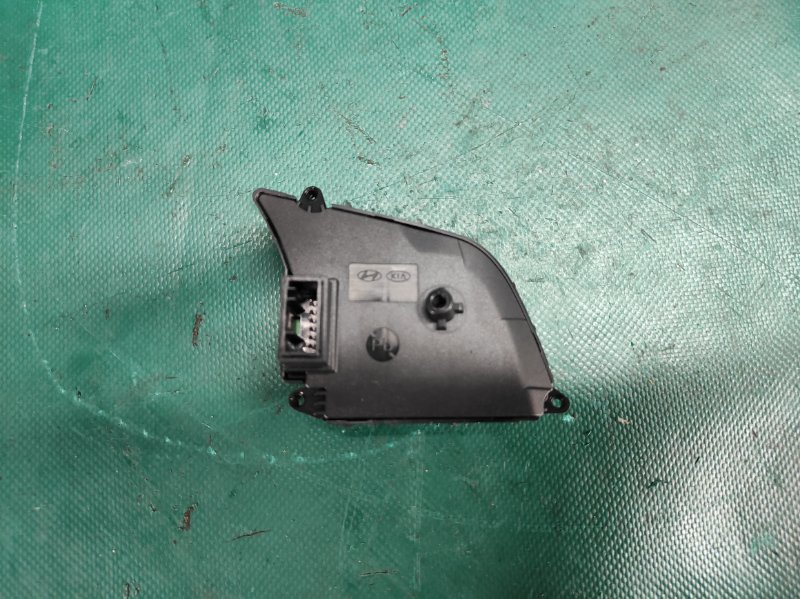 Кнопки на руль KIA FORTE BD 18-21 2.0