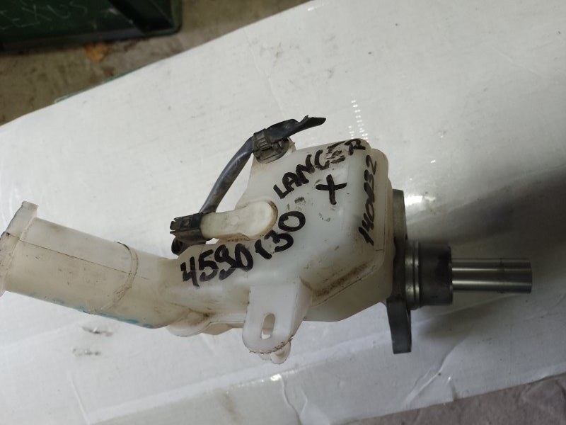 Главный тормозной цилиндр MITSUBISHI LANCER X 10 15-17 2016 Седан 2.0 4625A463 Б/У