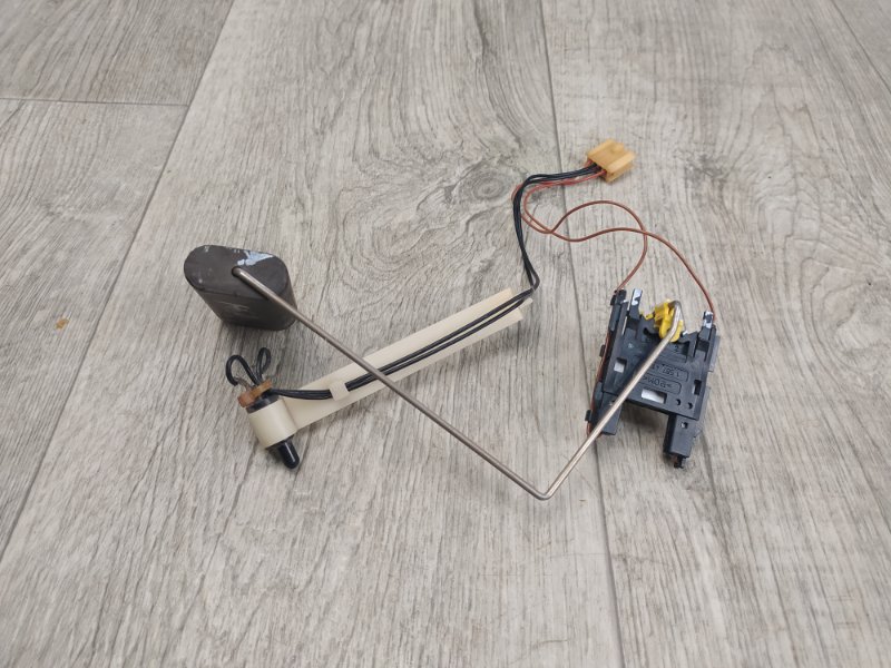 Датчик уровня топлива ALTIMA L31 01-06 L31 3.5  VQ35DE