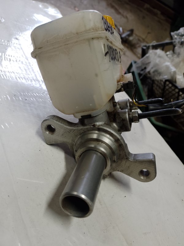 Главный тормозной цилиндр FORESTER 12-19