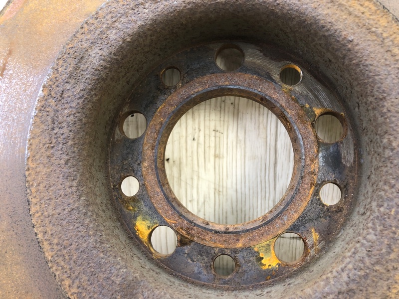 Тормозной диск задний CHEROKEE 14- 2016 2.4 ED8 Тормозной диск задний CHEROKEE 14- 2016 2.4 ED8