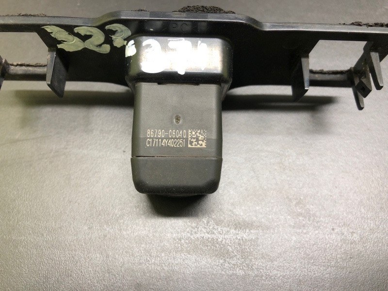 Камера заднего вида CAMRY 55 14-17 2015 ASV50 2.5 2ARFE