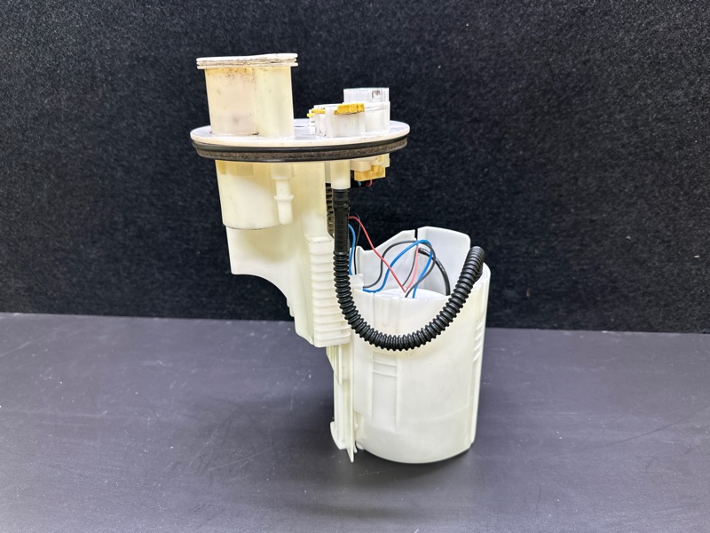 Топливный насос TOYOTA CAMRY 55 14-17 ASV50 2.5 2ARFE