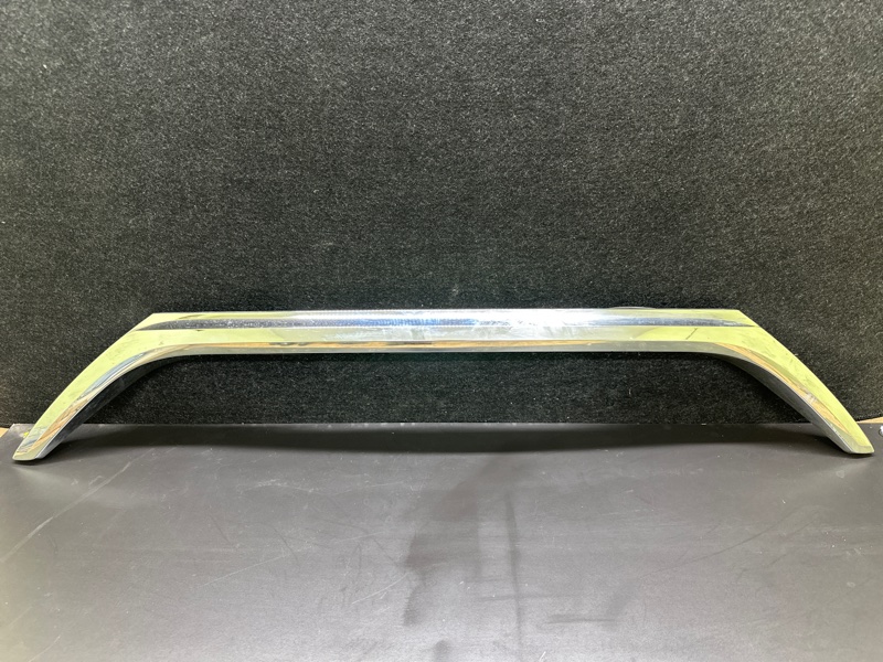 Запчасть панель подсветки номера TOYOTA CAMRY 55 14-17 2015 ASV50 2.5 2ARFE 76801-06610 Б/У Панель подсветки номера TOYOTA CAMRY 55 14-17 2015 ASV50 2.5 2ARFE 76801-06610 Б/У