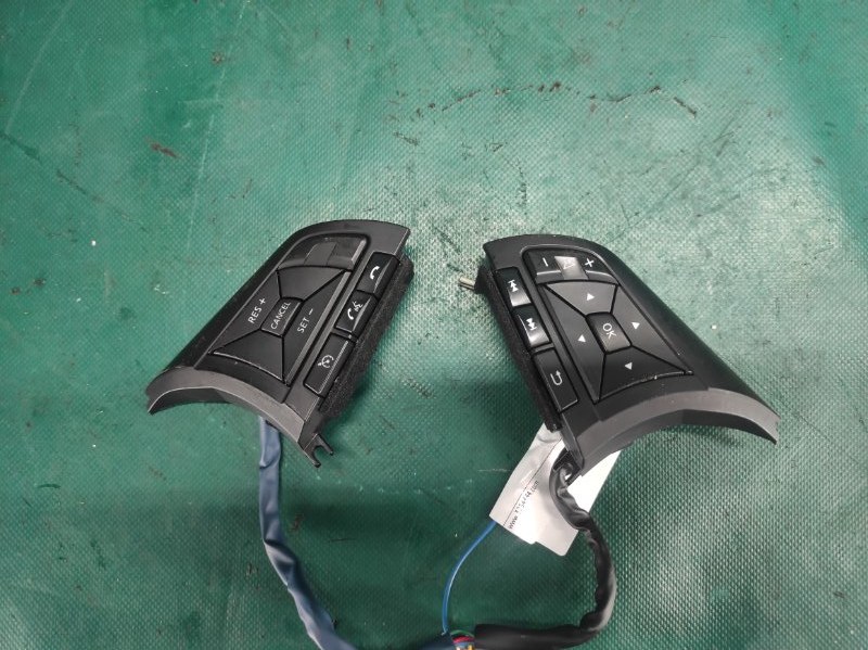 Кнопки на руль NISSAN X-TRAIL/ROGUE T32 13-20 2017 2.5 QR25DE 25550-6FL1A Б/У