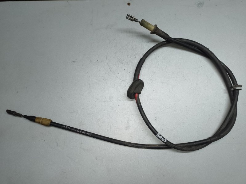Трос стояночного тормоза левый MERCEDES E-CLASS W211 02-09 2007 W211 M272964 3.5 A 211 420 23 85 Б/У