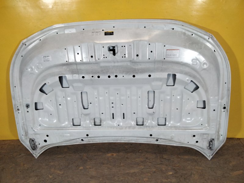 Капот RAV4 18- Капот RAV4 18-