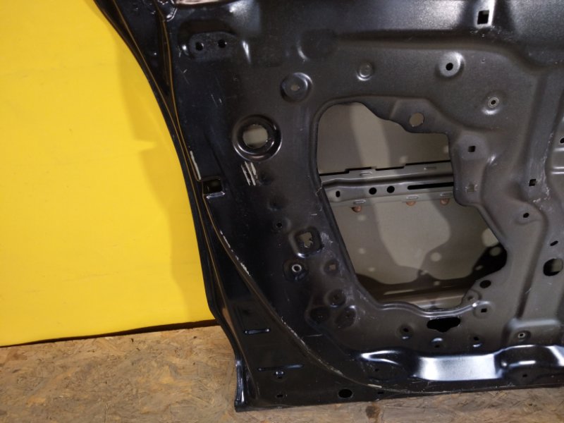 Дверь HIGHLANDER 2020- Дверь HIGHLANDER 2020-