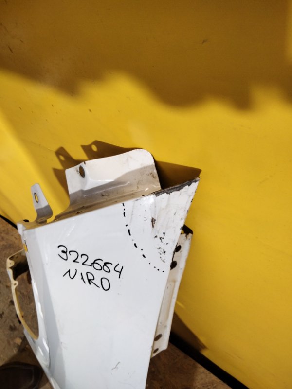 Крыло переднее левое NIRO SG2 22-